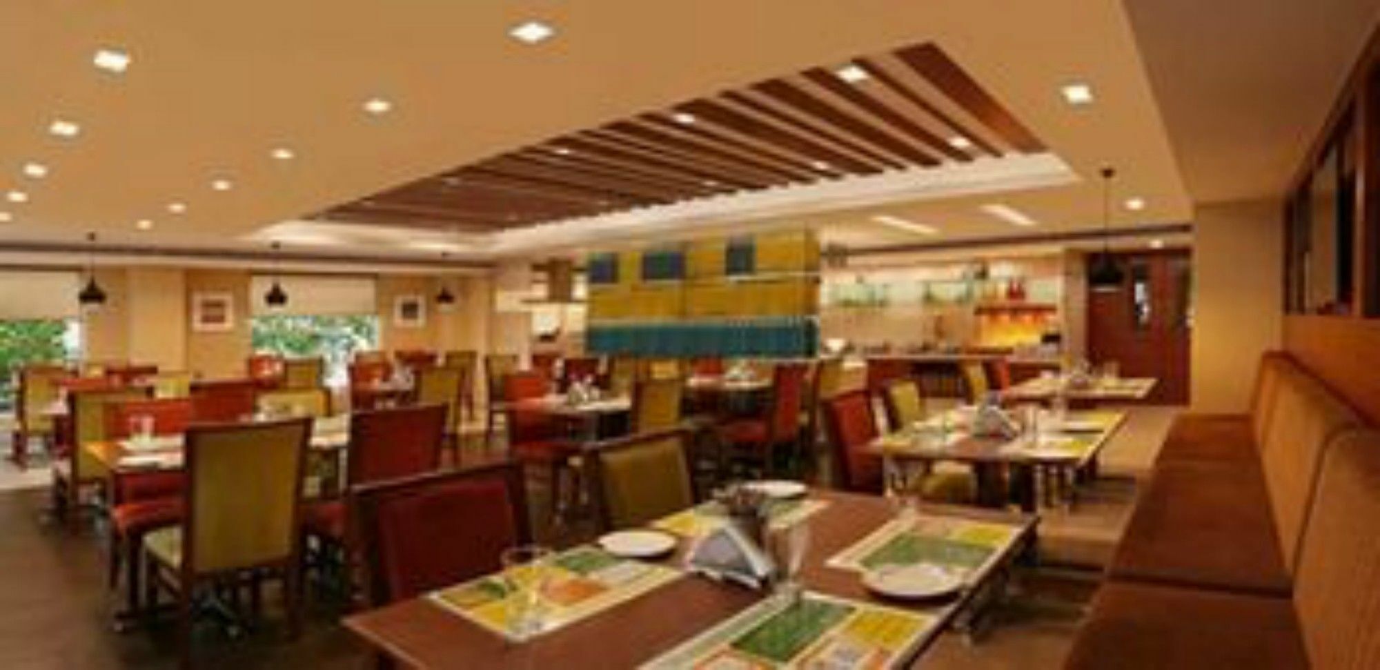 Lemon Tree Hotel Shimona Chennai Exterior photo